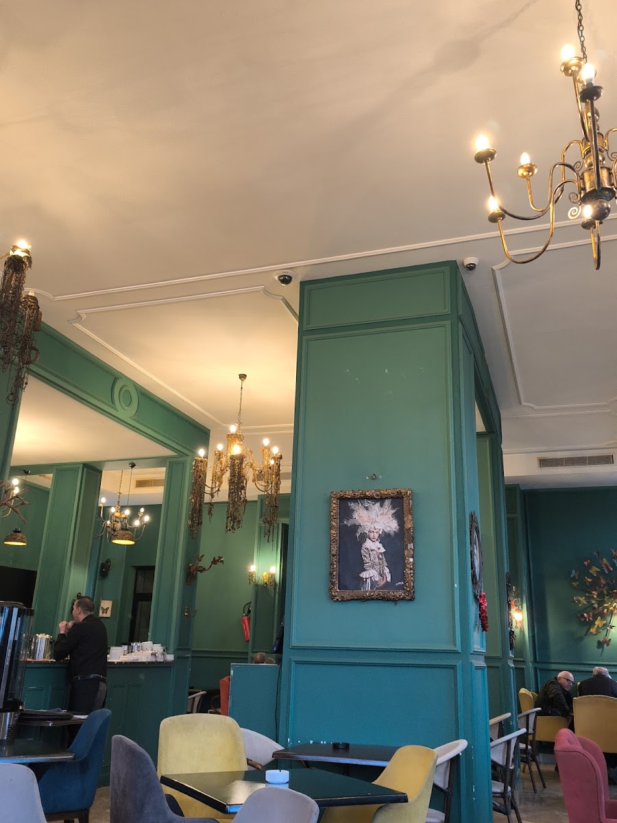 Café Victor Hugo Photos 2
